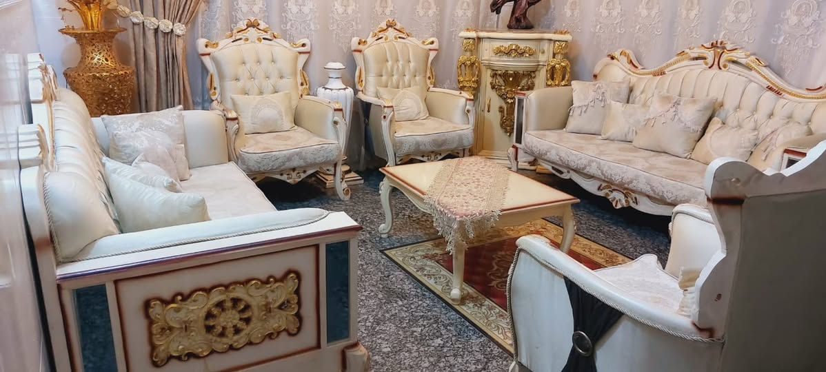 زان تركي • دزاين ايطالي • ١٠ مقاعد