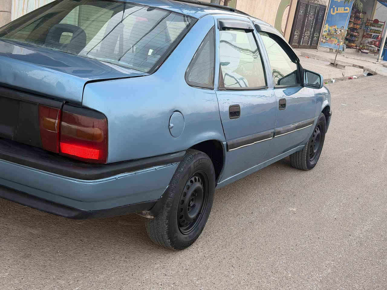 أوبل فكترا موديل 92
 محرك16قبق اسود اوربي بالشرط
رقم كركوك مشروع وطني سنوية جديدة شرط التحويل
السعر 35بي مجال
الشراي يتصل
***********
***********
مكاني كركوك
