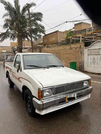 نيسان • موديل ١٩٩٠ • رقم بغداد