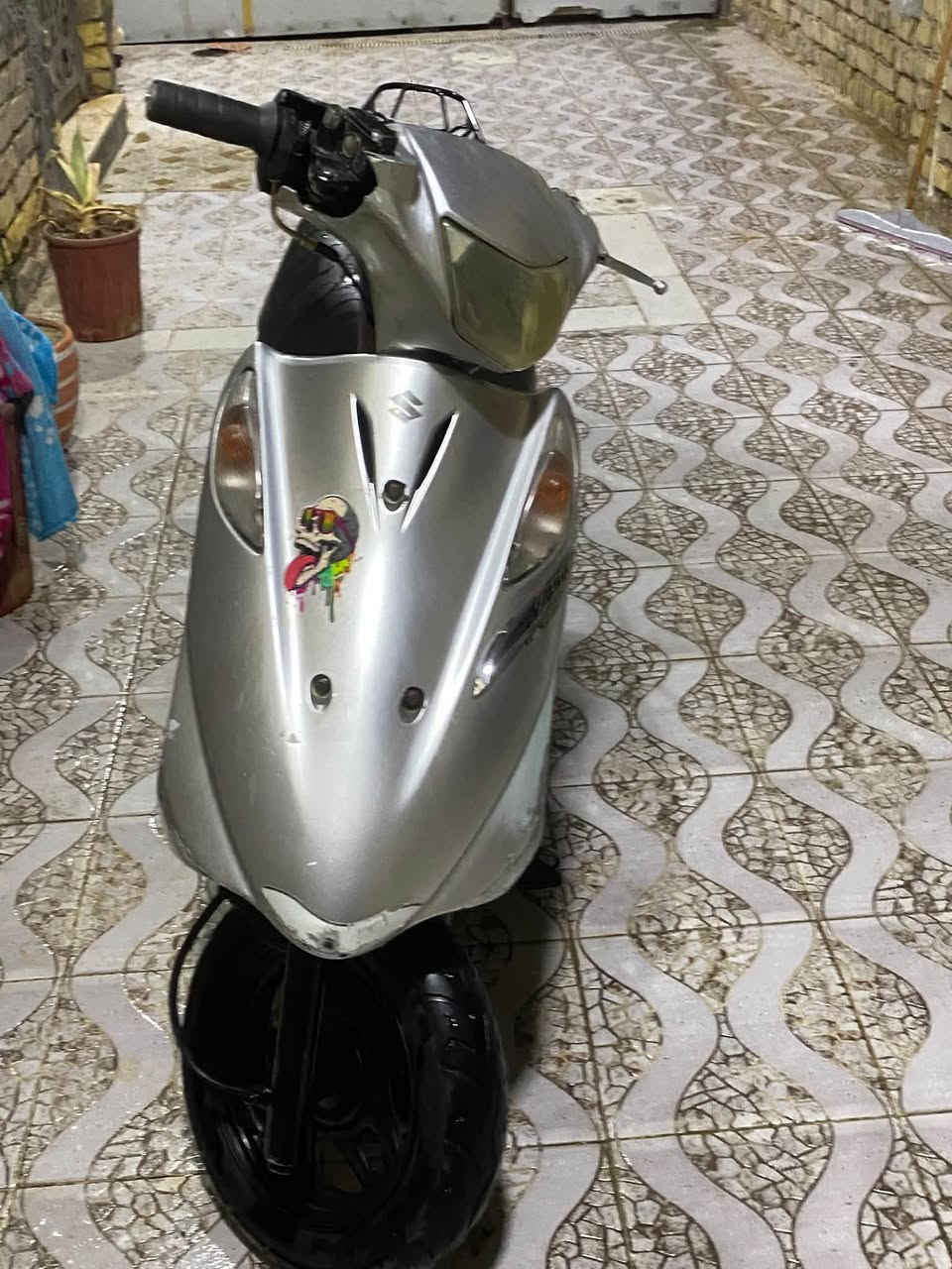 سلام عليكم دراجه ادرس قديم البيع دراجه اهندر سلف خير من يم الله لتفاصيل اكثر ***********مكانه كوت الخاجيه شارع اربعين
