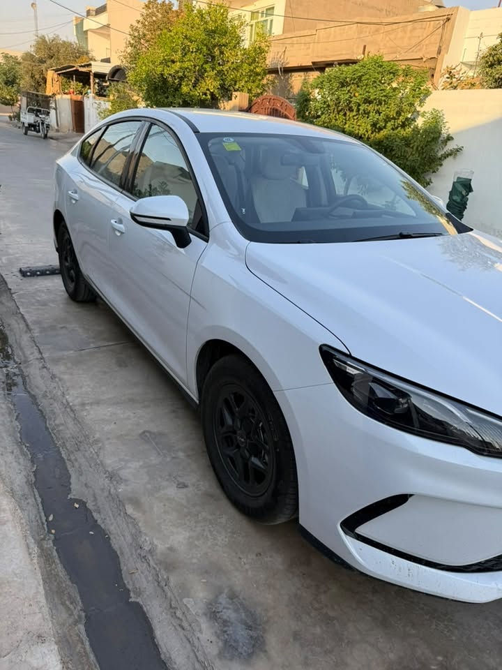 BYD Sell 5
كلين تايتل
مديل 2025 
ماشية 6 الف كيلو
بطاقة بنزين موجود
مكاني كركوك 

*********** 
واتس اب
142$ ورقه
