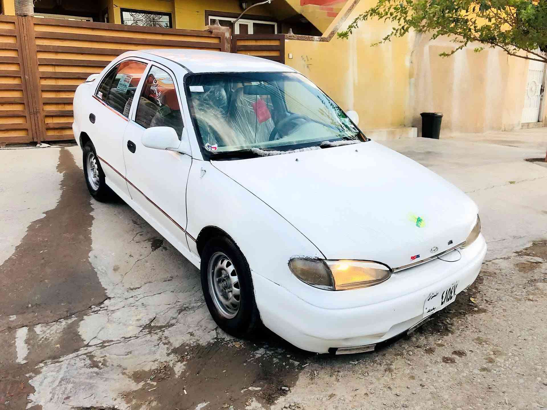 هۆندای ئێکسڵ ئارمی بلاستیکی سلێمانی بەشەرت + گێر و مەکینەی بیلادی خۆی + فەل بەخاخ + پاوەر + جام کارەبای  قوفل مەرکەزی کۆنترۆڵ + سنوق مەرکەزی + گێجەکانی گشتی عیش دەکات گەرمی مەزبوتە لایت و جواری و سەکن گڵۆبی ناو گێجی گشتی عیش دەکات 
دەعم و لێدراوی نیه بۆیاخ و هەیکەلی زۆر جوانە + ناو ناو دەشبوڵی جوانه 
سەیارەیە کی زۆر تون تۆڵ 
مۆدێلی 1994 سعری 16 گەڵا 
ژمارەی تەلەفوون (***********)
ژمارەی تەلەفوون (***********)
