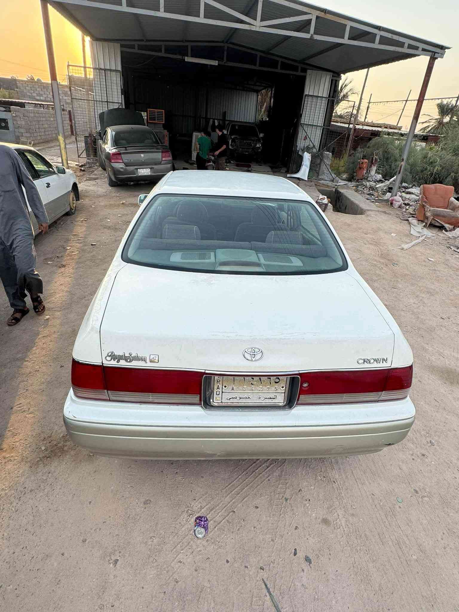 راس الثور فلات موديل1996 كفاله من الكص ونقل فقط بيه ضربه خفيفه ربع لغد سعر ٨٥

***********
