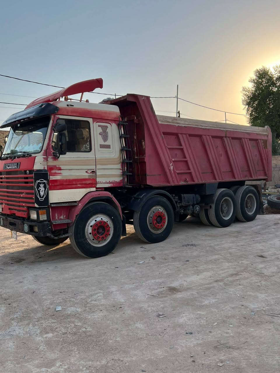 مجموعة 19 بأجر گير 900   سلام عليكم البيع.... مكينة 43 سياره موديل 93...،، ***********،
