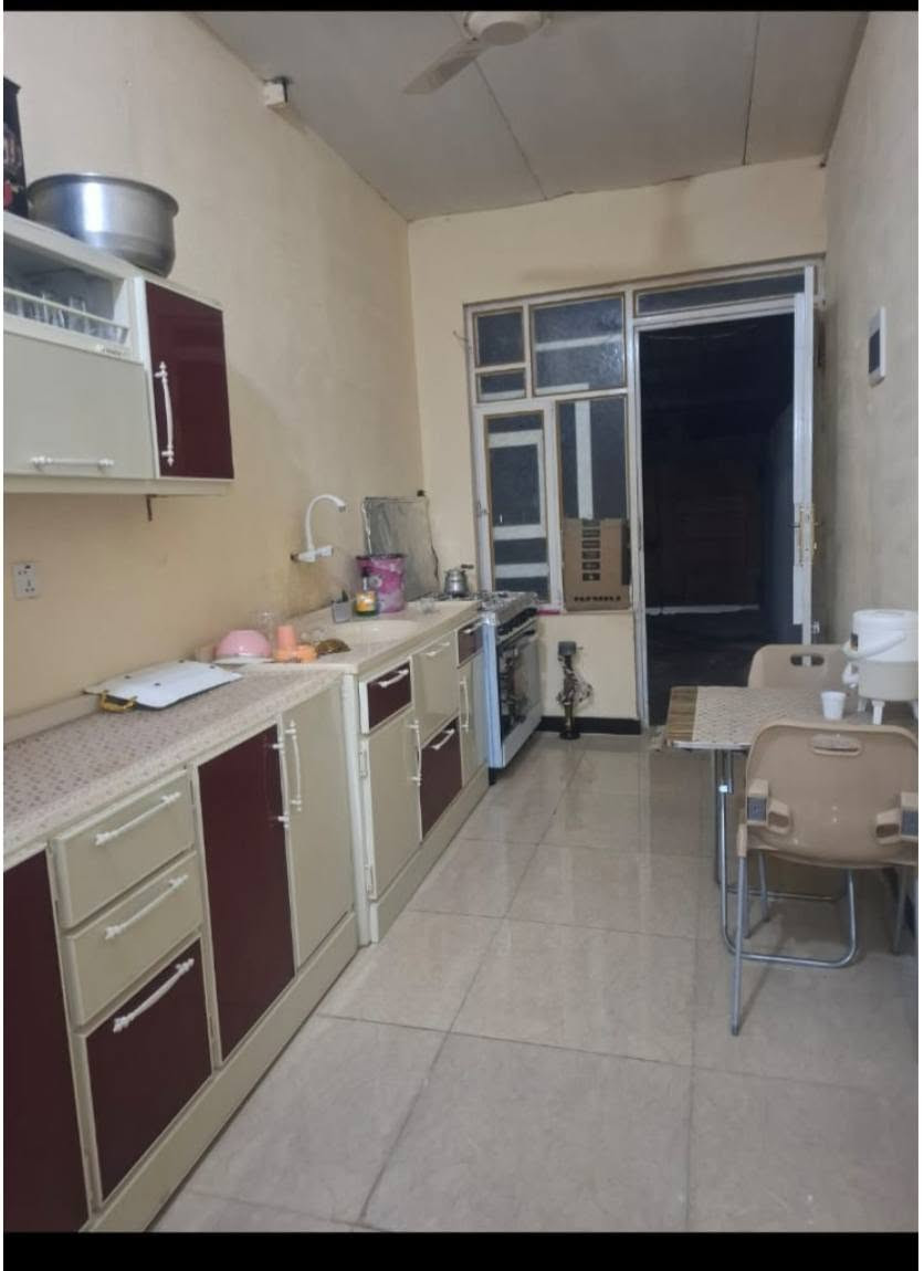 🏡 للبيع – حي الرشيد 🏡
فرصة ممتازة بسعر مناسب.
📍 حي الرشيد
📐 المساحة: 125 م²
يتكون من: ✔️ استقبال
✔️ صالة
✔️ غرفة
✔️ مطبخ
✔️ منور
💰 السعر: 28 مليون
📞 للتواصل: ***********
للجادين فقط، والتوفيق من الله.
