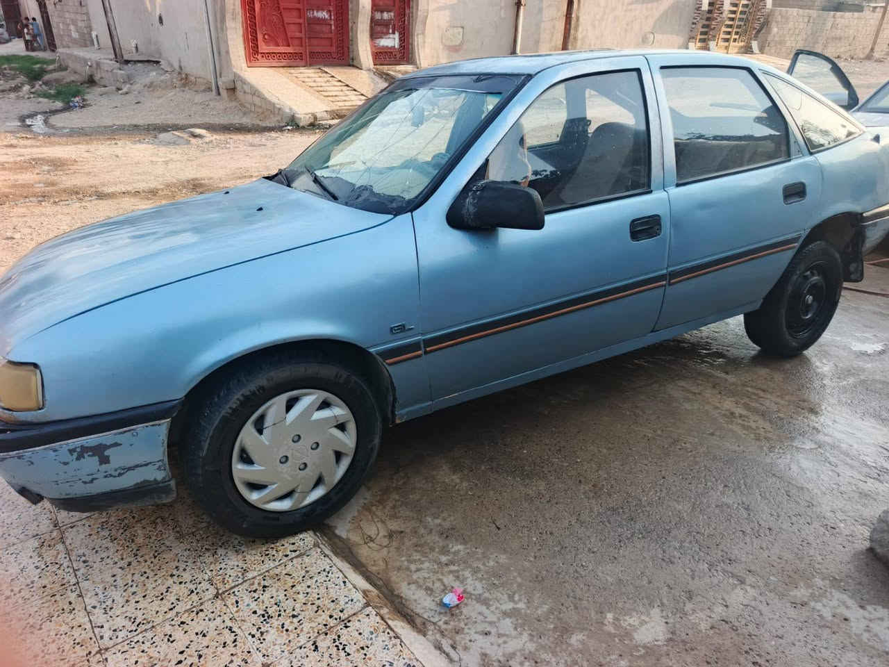 فكترا 18 الموديل 91 شرط التحويل واسمي بيها كربون بنزين السعر 28 وبيها مجال قليل رقم الهاتف*********** واتساب وا مخابره
