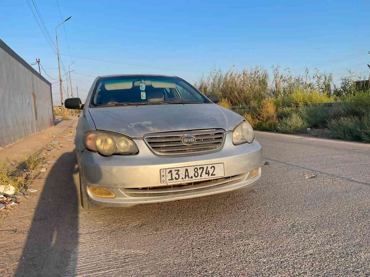 سلام عليكم بي وأي دي مديل ٢٠١٣ رقم ميسان باسمي 
رقم انكليزي وهزه جديدات 
مكان السياره بغداد بوب الشام 
كير ومحرك نظاف 
منظومه تبريد كلها مبدله جديده 
كمبريسر فريز بواري راديتر وغاز كله جديد 
تخم تاير نظيف وياله نظيفه 
صدر امامي جديد كله مال كورلا 
بيها مكانات صبغ وتكحيل 
نقص بيها مشط ستيرن شويه ينضح دهن 
للاستفسار *********** 
سعر ٤٢ وبيها مجال

