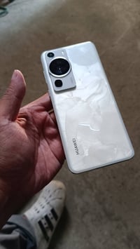 P60 pro الذاكره ٢٥٦ رام ٨ نسخه  خط واحد فقط كفر وياه للبيع او مراوس ال...