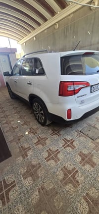 سورنتو ٢٠١٤ • ٦ سلندر • بدون صبغ ولا تبديل