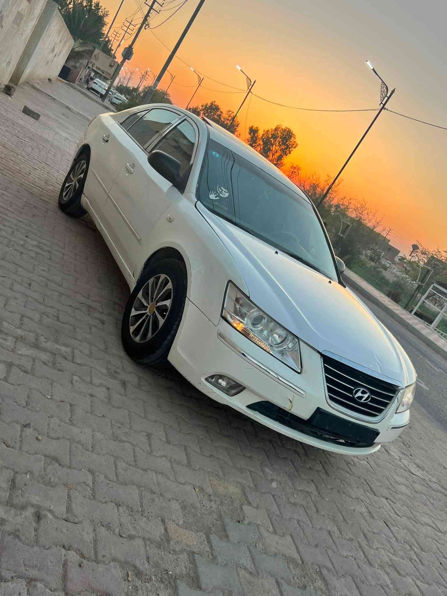 سوناته 2009 خليجي محرك 2000دوش رقم بصره دولي مابيه نقص مصبوغه حزام جماليه مكفوله تكم قماره دواخل شواصي لغود سعره 78  مكانه ناصريه سوق الشيوخ سياره فول المواصفات ***********
