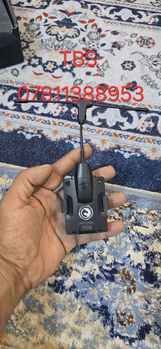 لا توجد تفاصيل

نص مكتوب في الصور:
- 2.4
- ***********
- TBS