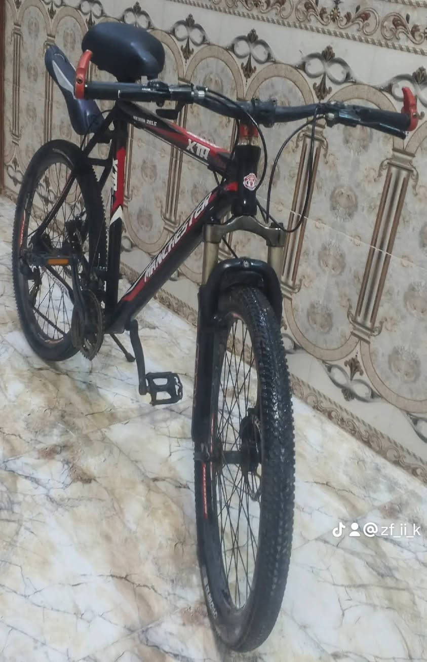 السلام عليكم باسكل للبيع حجم 26 شركه مانشستر بريطاني جديد كلش كفاله عامه من كلشي بريكات ثنينهن شغالات وره وكدام كير شغال عكرب شغال 6نمر جاملغات دبلات شغالات مابي اي نقص كفاله عامه باسكل حلو كلش السعر 95 وبي مجال للشراي المكان الديوانية قضاء سومر للاستفسار خاص ***********بي واتساب ملاحضه الموشراي لايراسل ولايتعبني
