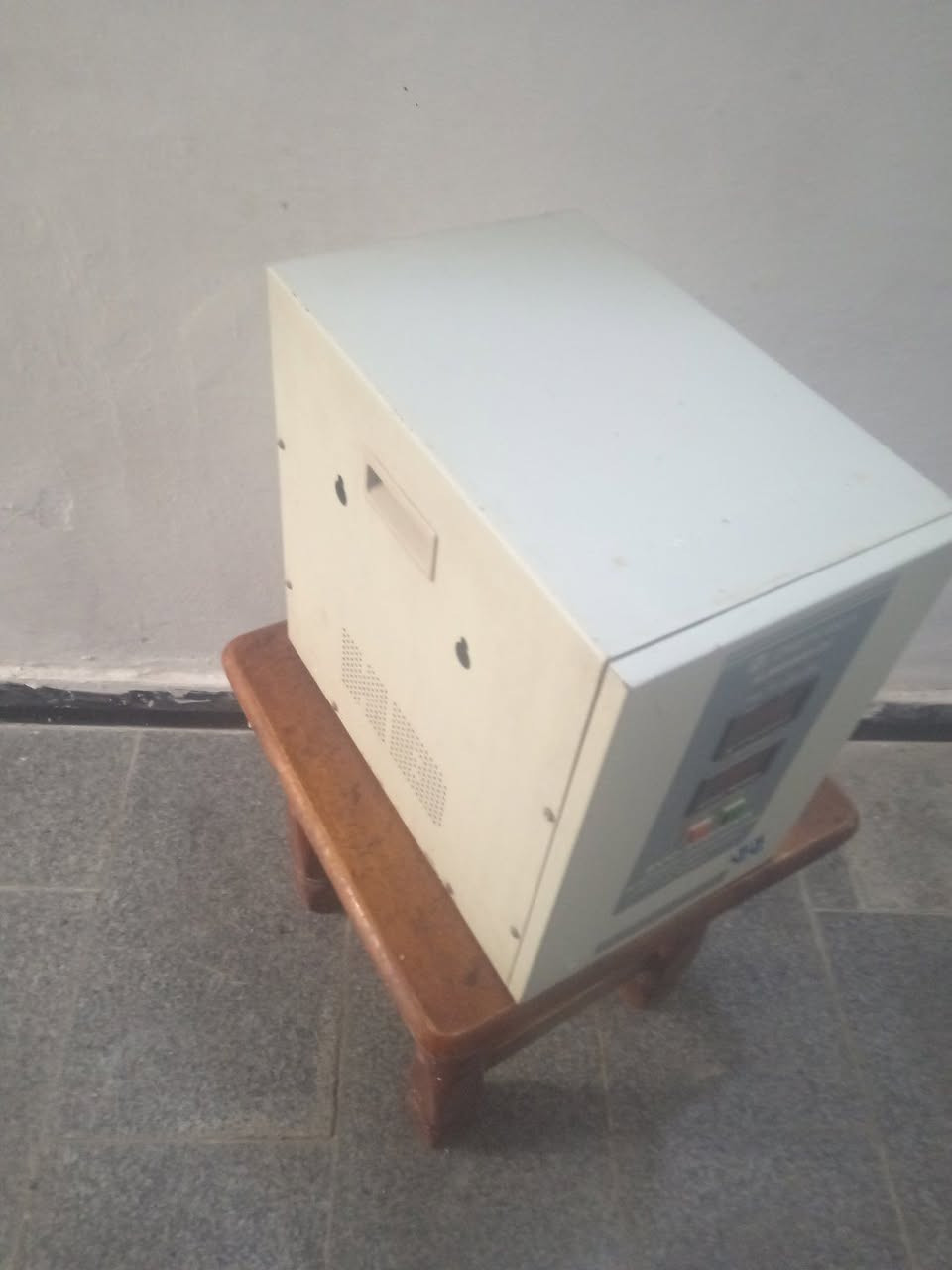 رافع فلتيه 90x45 شعب بغدادشعب حي تجار رقم ***********
