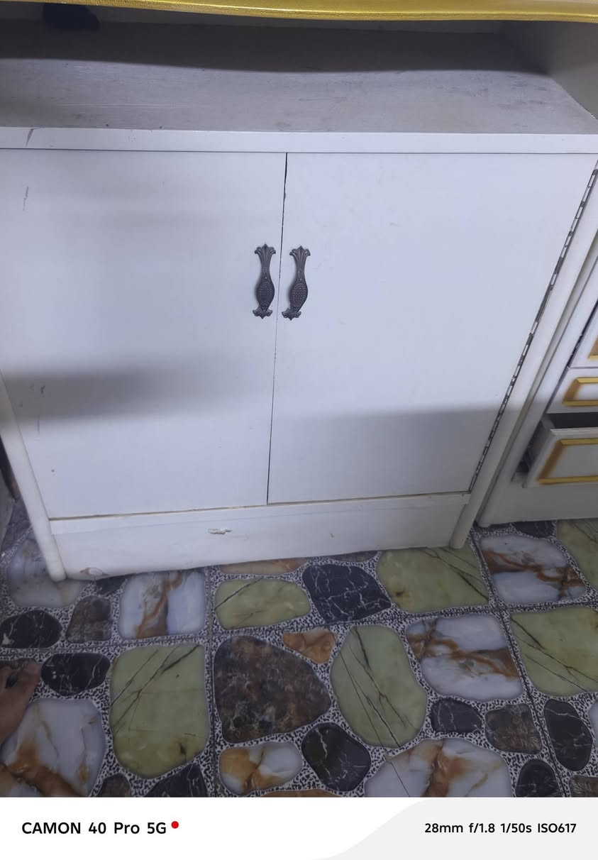 غرفة نوم • ٨قطع • كنتور ٦بيبان