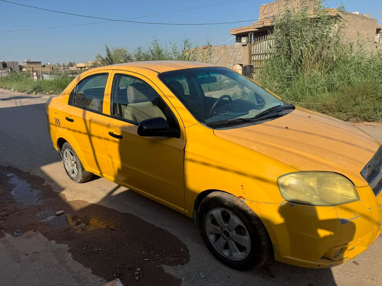 أڤيو خليجي موديل ٢٠١١
كهربائيات كلها شغاله 
حدادية نص عمر 
محرك بي تنقيص قليل 
مكاني كربلاء - طويريج 
السعر ٥٠ 
***********
