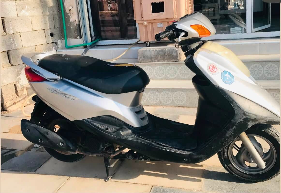 بريس للبيع …
دراجه نضيفه جداً 
كفاله بدون اي تبديل 
 على وضع الشركه بدون اي تصليح 
وبدون اي عطل 
موقع الرفاعي 
***********
