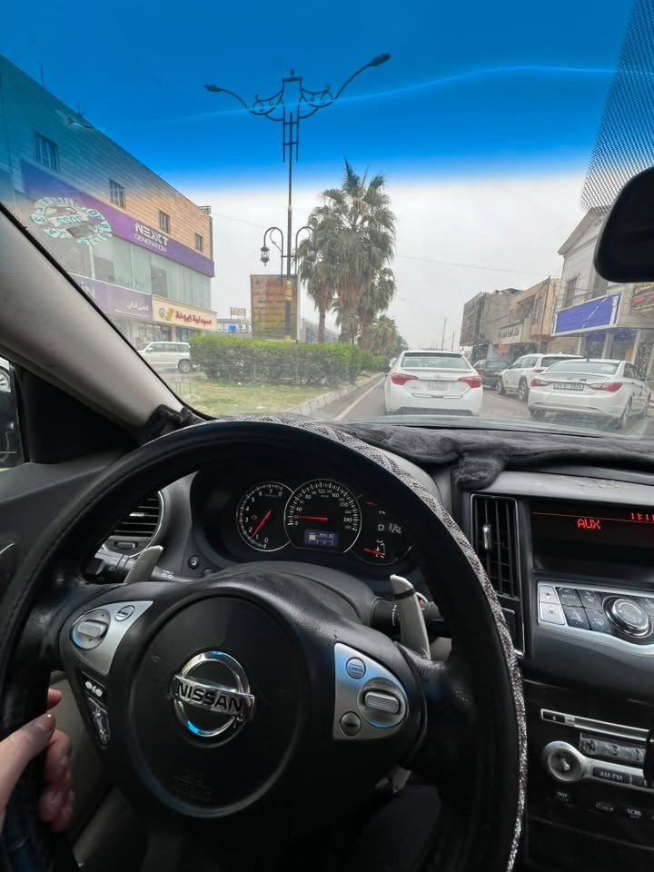 للبيع او المراوس نيسان مكسيما موديل 12 بيها صبغ قطعتين بدون دواخل رقم اربيل شرط تحويل گبر محرك شرط سياره جاهزه سعره 85 وبيها مجال او مراوس بسياره اقل واخذ فرق للاتصال ‭***********‬
