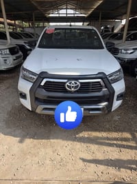 هايلكس • ٢٠٢٥ • ماشيه ١٤ ألف