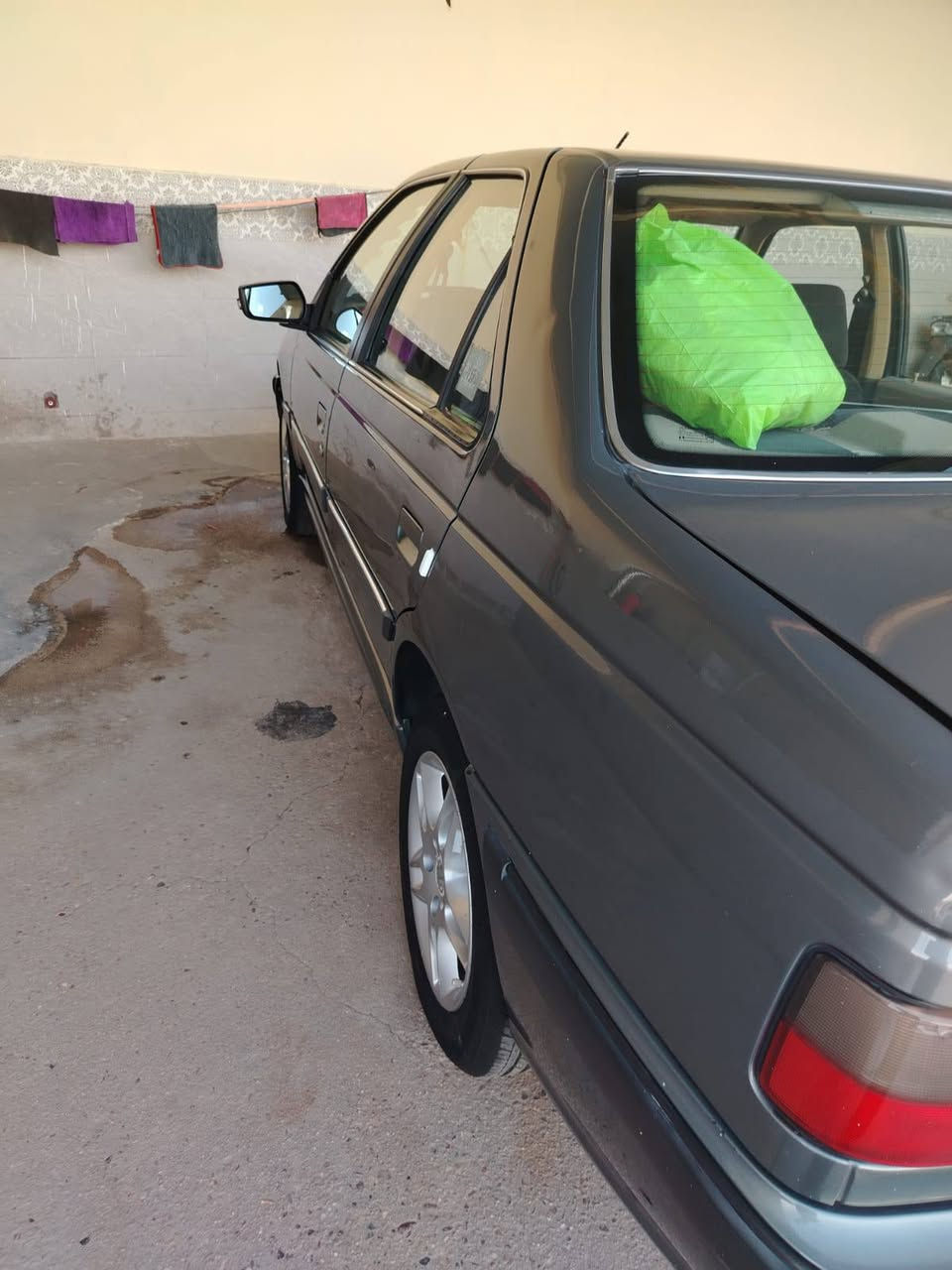سلام عليكم سياره بيجو موديل 23 السعر67 وغرامه عليها 200 بيع مستعجل راعيها يرديد تحويل اهمشي التحويل ماشيه 38 سبيرها مانازل الرقم***********  مكلف ب النشر مكان السياره ب العماره
