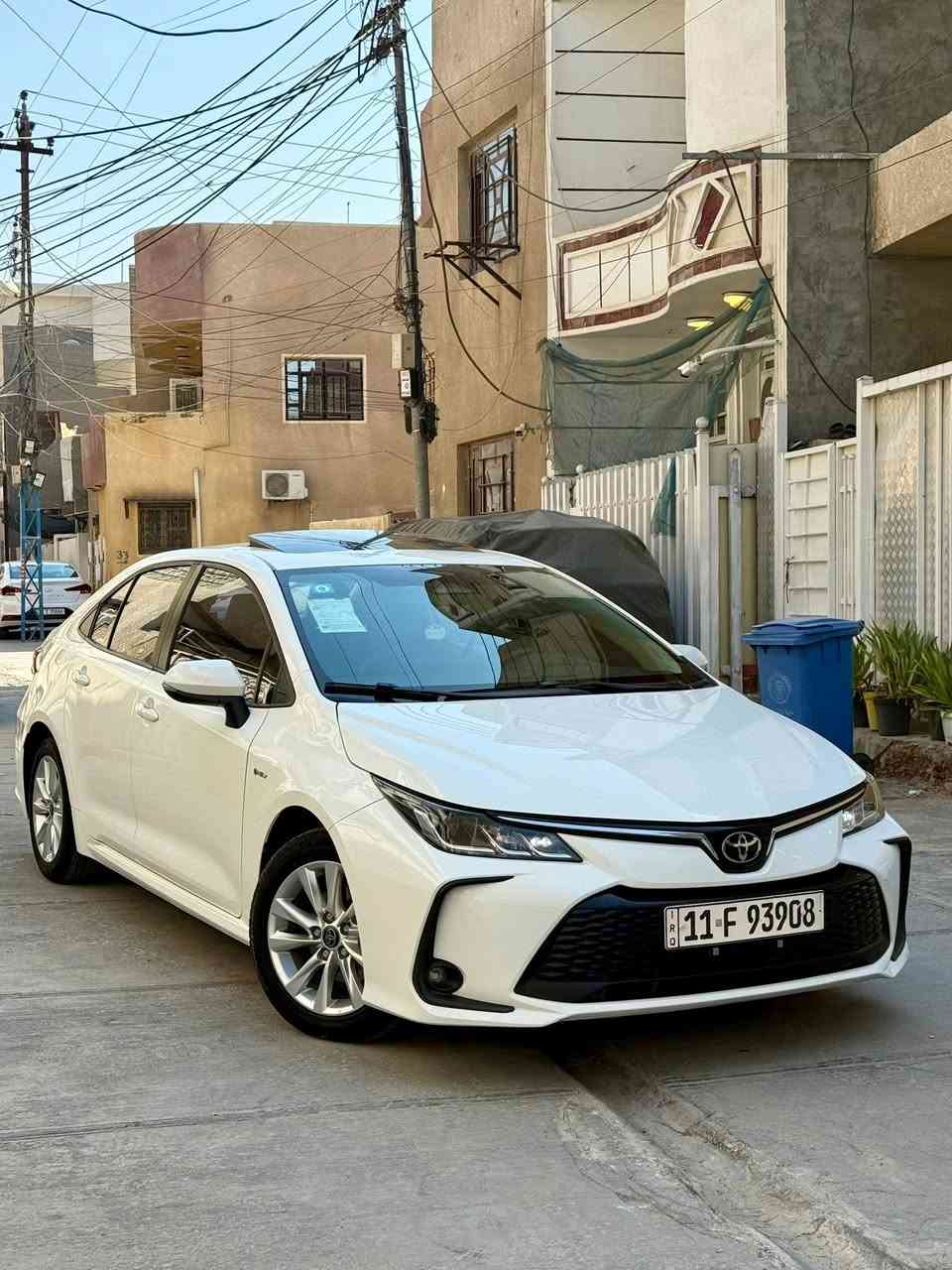 السلام عليكم للبيع
كورلا 2025 هايبرد شكل الخليجي 
ماشيه 19 الف
مكفولة كفالة عامة بيها فقط رصعة صغيرة ناشر صورتها  
رقم بغداد باسمي شخصياً هزة وسنوية ورقم جديد
مكينه 1800 هايبرد شحن ذاتي 
فول مواصفات عدا كشن كهرباء
الاضافات :- 
عازل حراري للجام
سبايدر خلفي
تغليف الارضية جلد + دوسات سفاري 
عنواني بغداد الاعظمية / سبع ابكار 
السعر 160 وبيها مجال كلش بسيط
للتواصل *********** وبي واتساب
