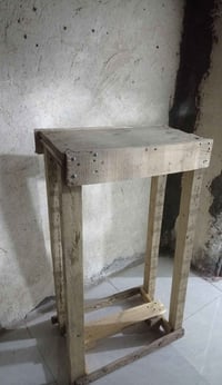 طاولة • للبيع • سعر مناسب