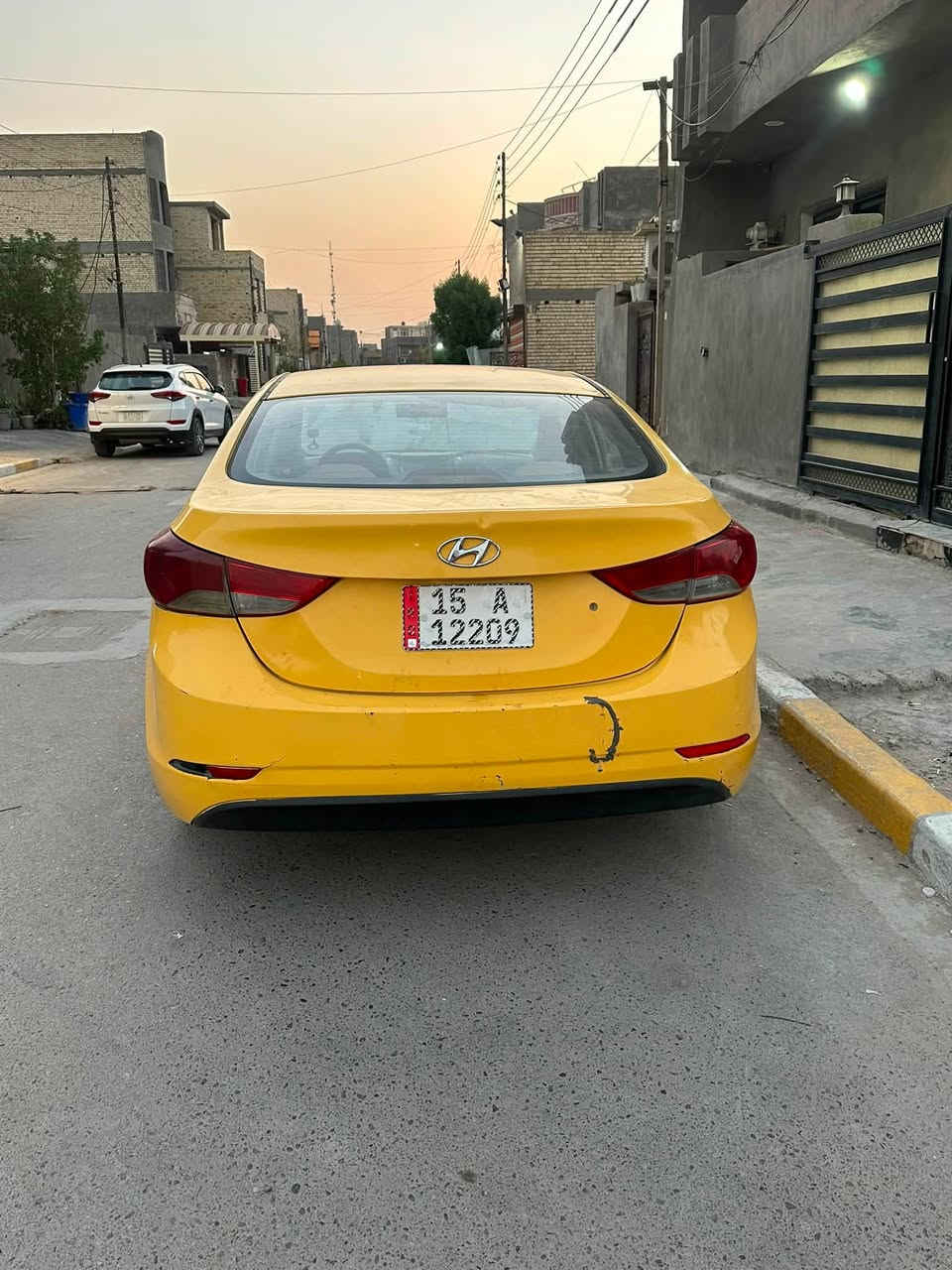 السلام عليكم
للبيع النترا مديل 12 خليجيه مكفوله من التبديل ول ضربه القويه بيها فقط طخطخات موضحه بل تصوير كير ومكينه مكفوله تبريد ثلج تخم ويل وتاير جديد بسمي تحويل مباشر مكاني بغداد شهداء البياع السعر ٧٧ وبيها مجال قليل ‭***********‬
