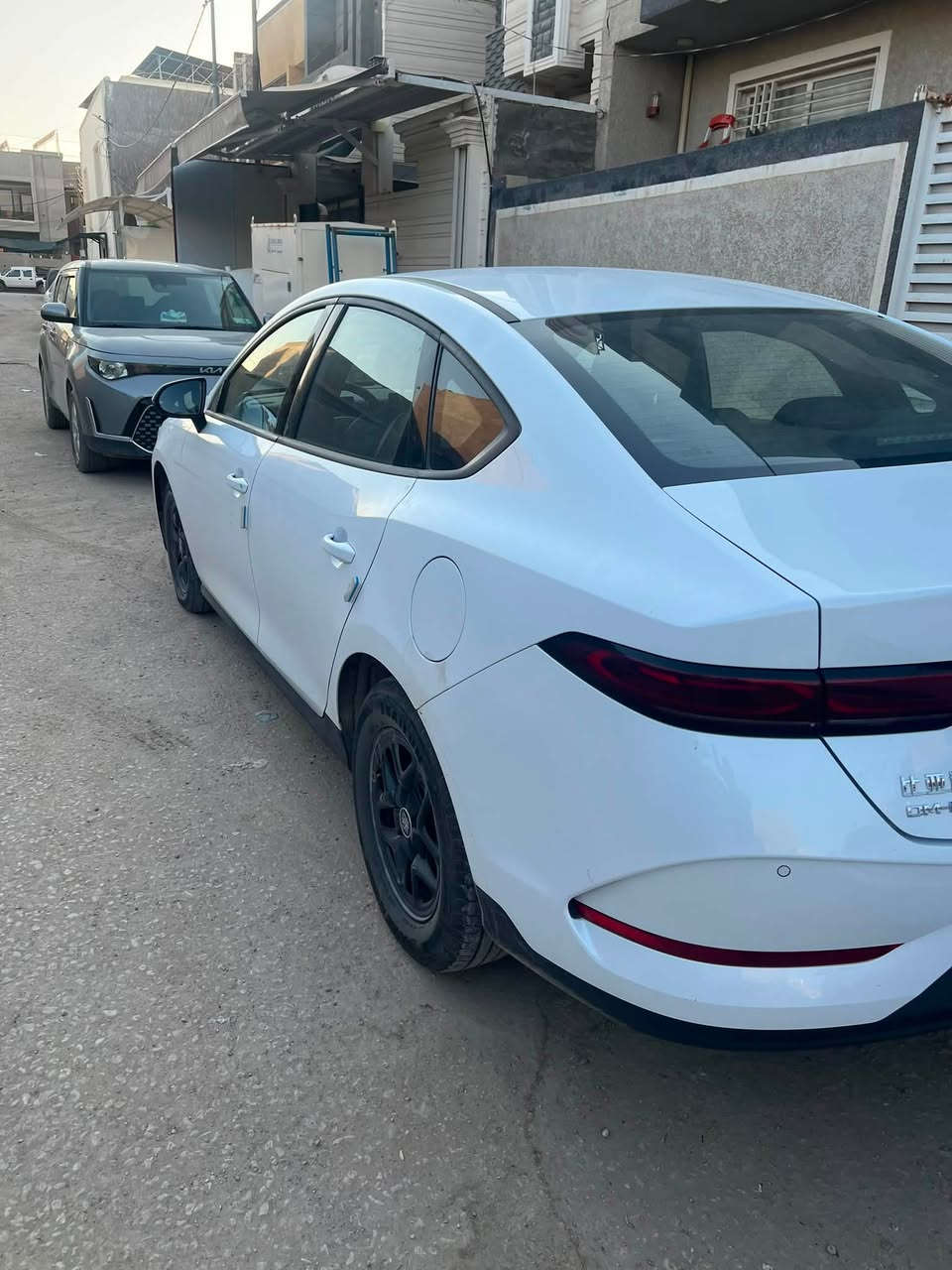 للبيع  Byd موديل 2025 ماشية 31000 قابلة للزيادة بيه ضربة بالجاملغ الايمن معدل بارد
وبيه شخوط بالدعامية الأمامية مكان السيارة بابل م/***********
السعر 18.500 وبي مجال
