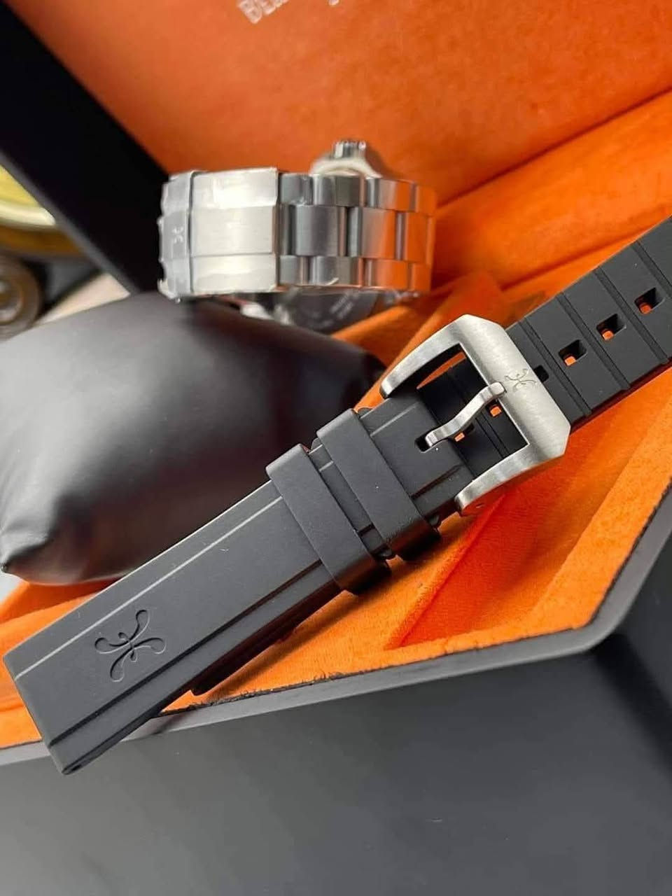 Bernhard H. Mayer Wave Breaker
Automatic
Diameter 47mm

جديد غير مستخدم ✅

للتواصل خاص او ***********
