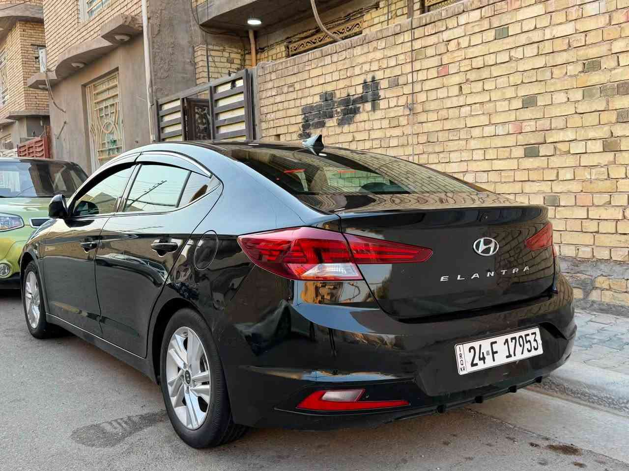 النتره مديل 2019 بيه فقط بنيد صبغ بدون دواخلل مكينه2000 دوش مامفتوحه حداديه تبريد جاهزه مابيه نقص   رقم دهوك تحويل او وكاله حسب رغبه المشتري  

المواصفات 

كامره خلفيه دواره

رادار جانبي

تحكم ستيرن جهتين

لايت زنون

لد لايت خلفي 

مكاني كربلاء السعر اتصل***********
