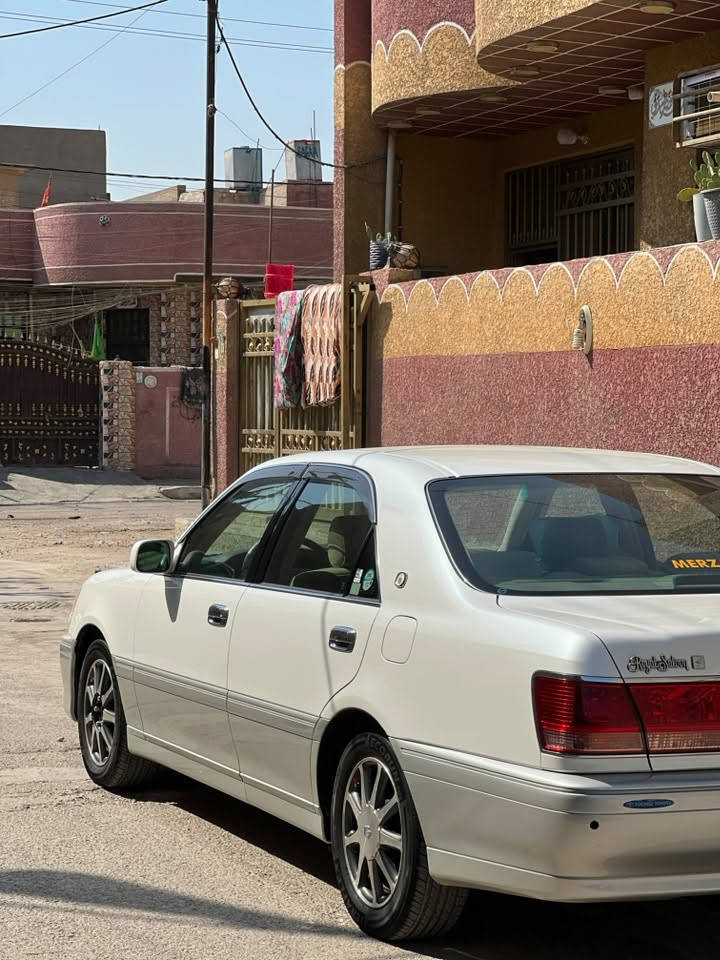 السلام عليكم شباب
مكلف بالنشر اكرر مكلف بالنشر
ملكه كراون موديل 2001
قرار 102
4 دكم كرستال اصل
ديڤور الجبير 
شاصي 75
ماشيه 126 حقيقي
رقم بغداد بّــ اسمي تحويل مباشر
كفاله عامه من الكص والنقل والعيب الشرعي السياره بّــ الباكيت دينار واحد متصرف عليها 
مكان السياره بغداد
سعرها 170 وبيها مجال
***********
