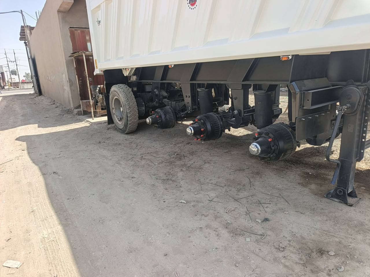 البيع ماك نيسان كامله
***********
