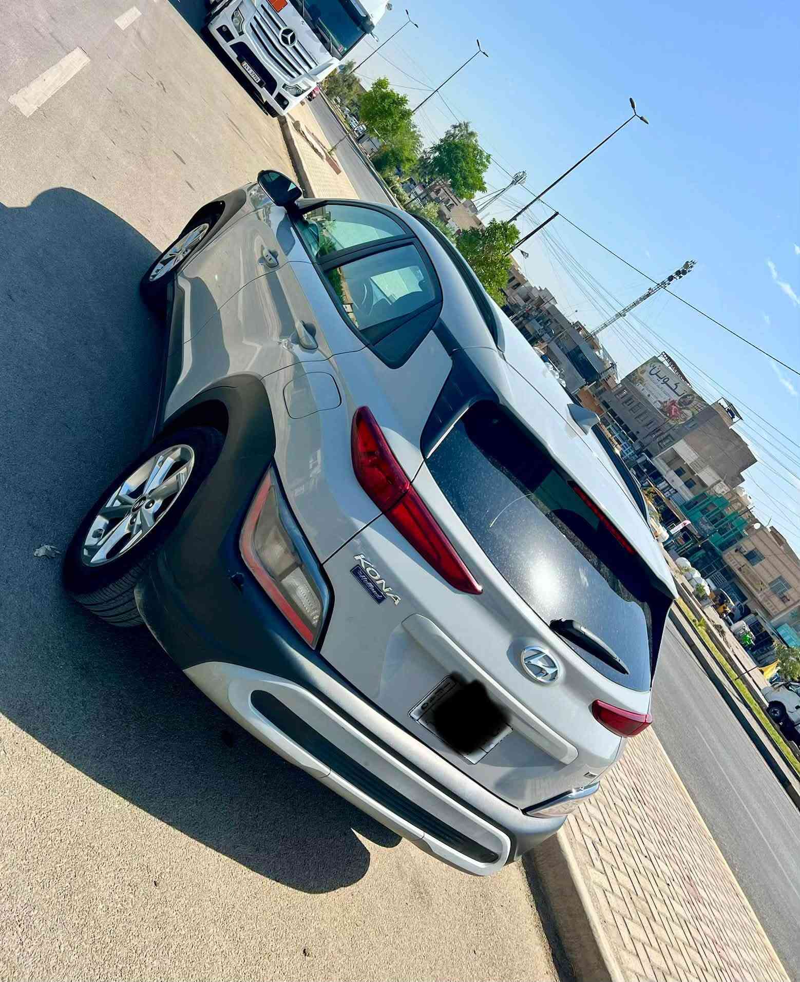 السلام عليكم 

كونا 2022وراد امريكي 
مكفوله من صبغ وتبديل 
مكينه 2000دوش

السياره فول عدا الفتحه 

السياره حادث امريكا فقط دعاميه اماميه

سياره جداً نضيفه داخلهه نضيف ايرباك فقط دركة

ماشيه120الف كيلو 

كير مكينه صدر  حداديه   تخبل تبريده  ثلج ما ناقصهه اي شي 

رقم بغداد  لون مميز سمنتي
مكاني بغداد 
للاستفسار 
***********

