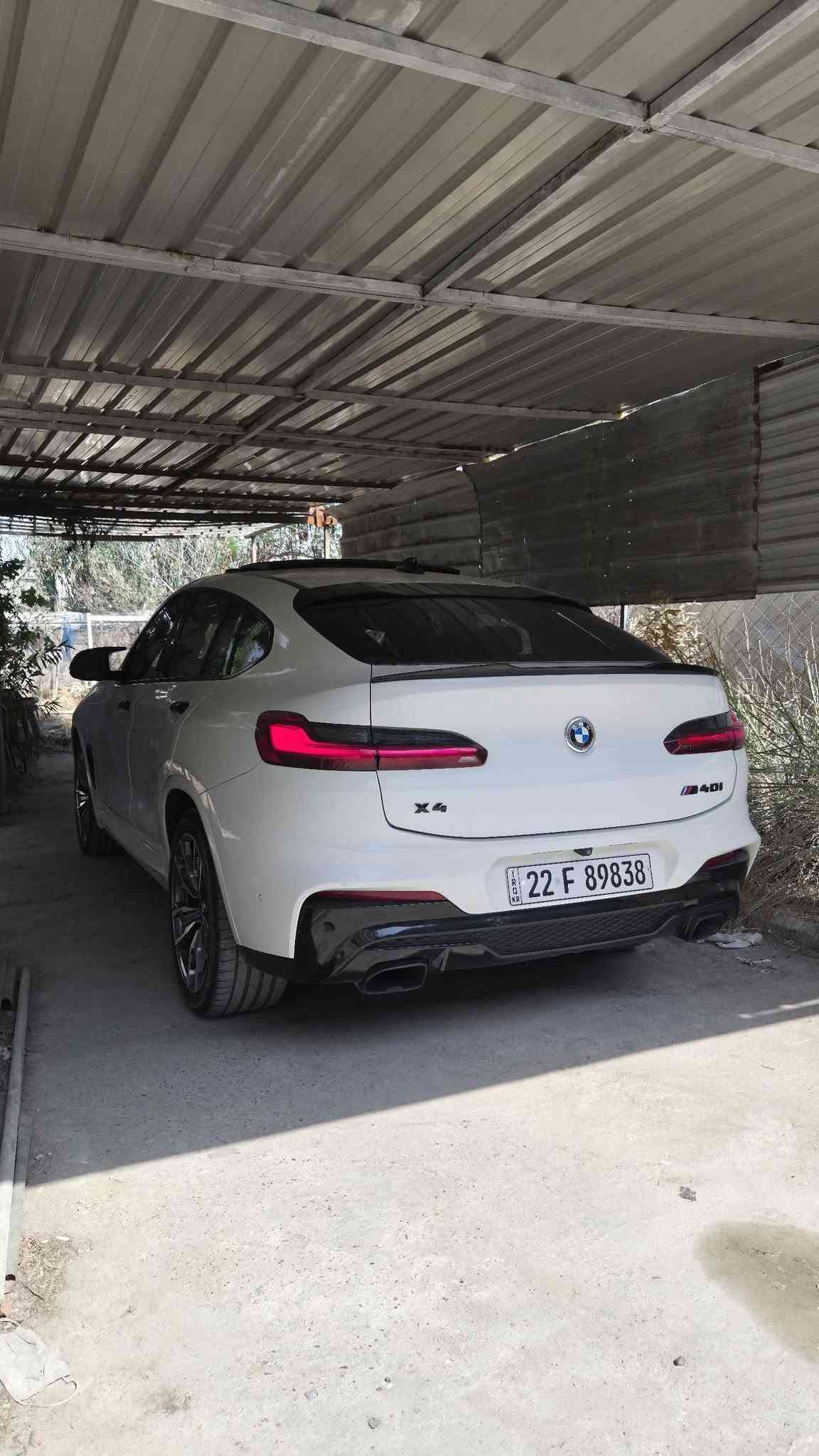 السلام عليكم للبيع او المراوس
BMW X4 M40i - 2021 
مواصفات M-Performance | جداً نظيفة
• كلين تايتل (بدون صبغ، بدون إيرباك، مكفولة من التكحيل).
• المحرك: B58 ستة سلندر 3000 تون بور تيربو
• الممشى: 63,000 ميل فقط.
• المواصفات: داخل أحمر كاربون فايبر كامل، كاميرات 360، داتا شو، نظام صوت Harman Kardon، قيادة شبه ذاتية.
• التحديث: شكل خارجي M كامل (قطع أصلية) + عدادات X4M.
• الصيانة: عليها ادامة بالكامل (دهن، فلاتر، باتري، دسكات) كلشي جديد وأصلي.
✅ السيارة بحالة الوكالة - جاهزة من كلشي

📍 الموقع: بغداد - حي الجهاد.
📑 الأوراق: رقم أربيل (بإسمي) تحويل ثاني يوم.
📞 للتواصل: ***********
