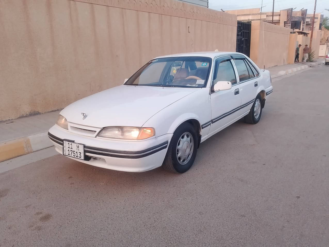 السلام عليكم دايو برنس للبيع موديل95
سنويه لغايه31 رقم بغداد دولي 
تخم تاير جديد كهربائيات كله شغاله 
كير محرك خير من الله تراي للبصره 
سنتر لك تقفيل و غلق ع ريمون 
صدر امامي خلفي ممتاز السياره بيه كم قطعه صبغ وابيع  كحزام 
جام اربعه كهربائي شغال يصعد وينزل سياره للبيت 
تبريد غراضه كامله بس فاصل _المكان الانبار الفلوجه 
(السعر _40و بيه مجال) 
(الاستفسار _***********_***********) ابو انس

