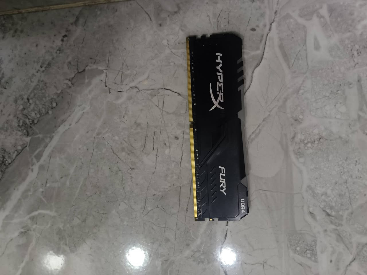 رام HyperX • ١٦ جيجا • ٣٢٠٠