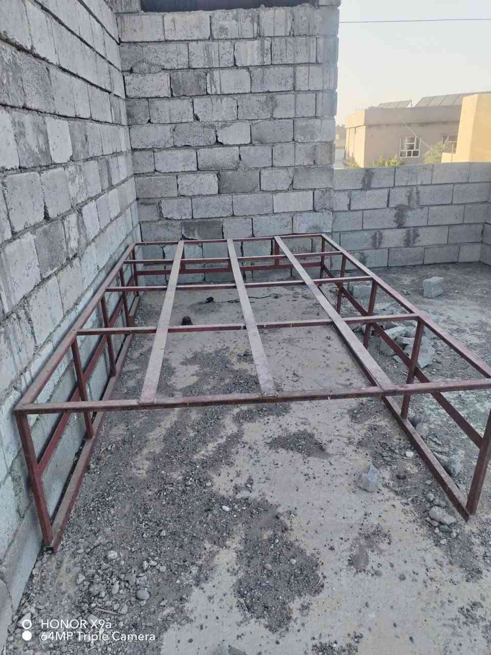 السلام عليكم  محجل كيا معا تعلاوه للبيع اتصل عل رقم ***********

نص مكتوب في الصور:
- HONOR X9a 64MP Triple Camera
- HONOR X9a
- 64MP Triple Camera
