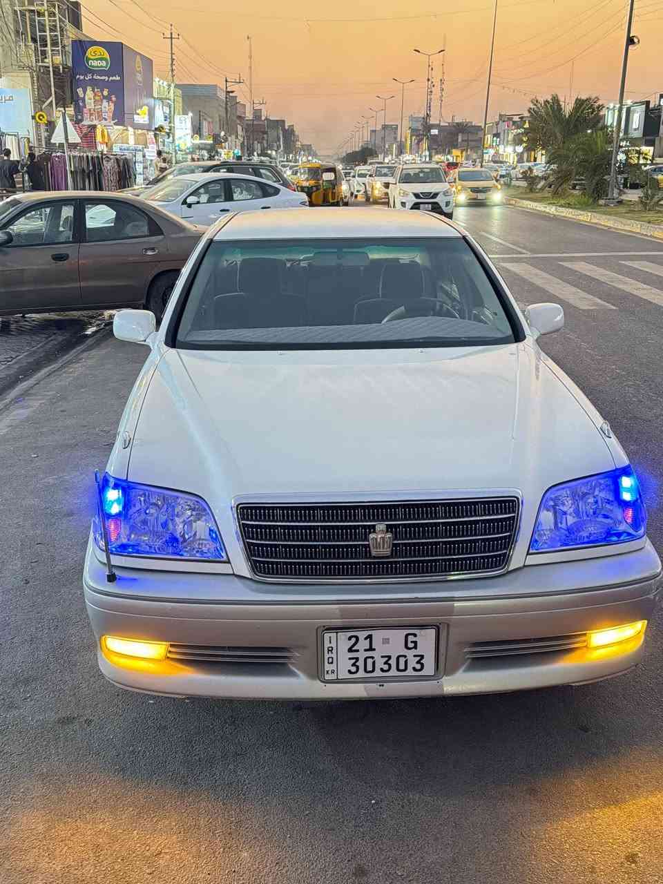 ملكة • للبيع • تفاصيل