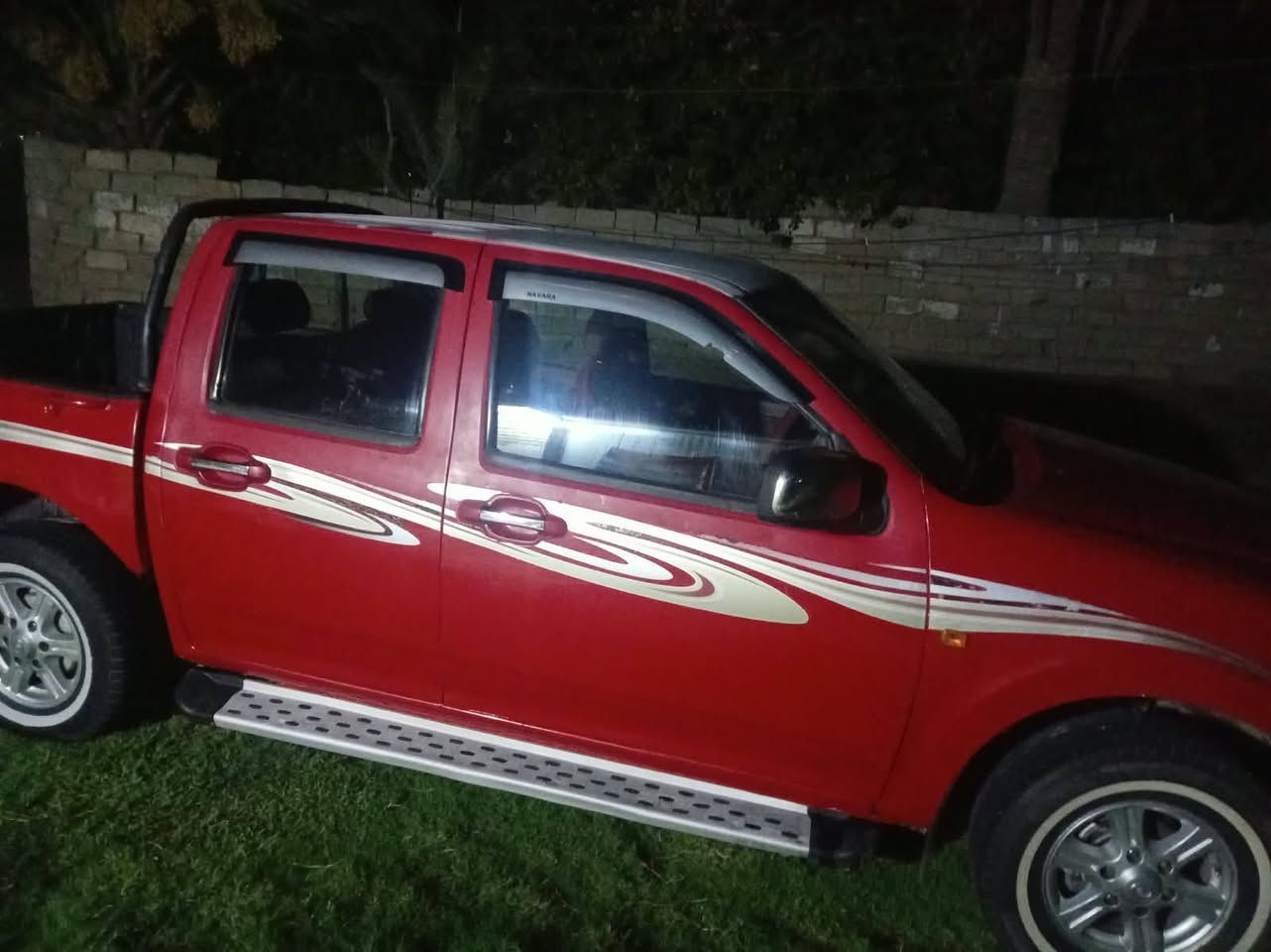 السلام عليكم بيكم كريت موديل 15بيها صبغ مكانات شي قليل بلاديه سياره جديده مال جناي جاهزه اي نقص مابيها تبريد ثلج خير من الله وترهم مراوس حسب القناعه عنوان ديالى ناحية السلام سعر ٥٨وبيها مجال اني مكلف بل نشر صاحبا ابوسهيل العنبكي***********رقم ديالى دولي

