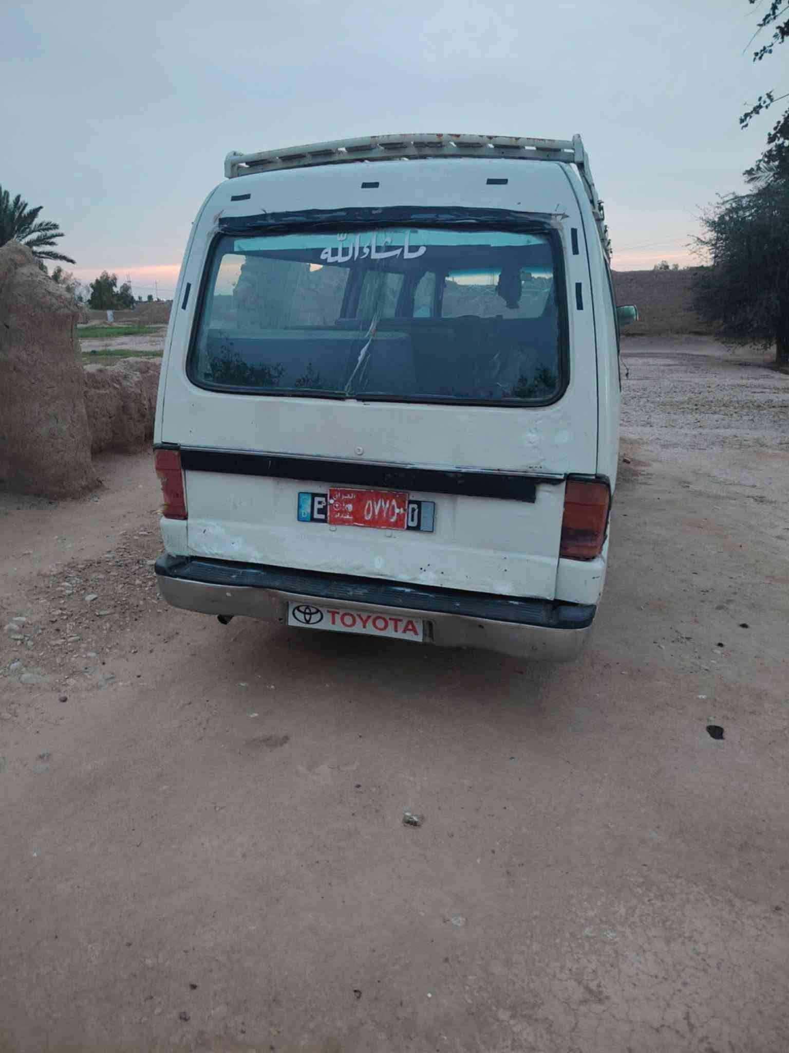 مازد موديل 96 مكينه وكير ونجي بيها خيط بخار سياره حلوه خير من الله  سعرها 17 وبيها مجال بسيط لاتصال ع صاحب الرقم ***********.مكلف بل نشر

نص مكتوب في الصور:
- CAMON 30 23mm f/1.8 1/501s ISO50