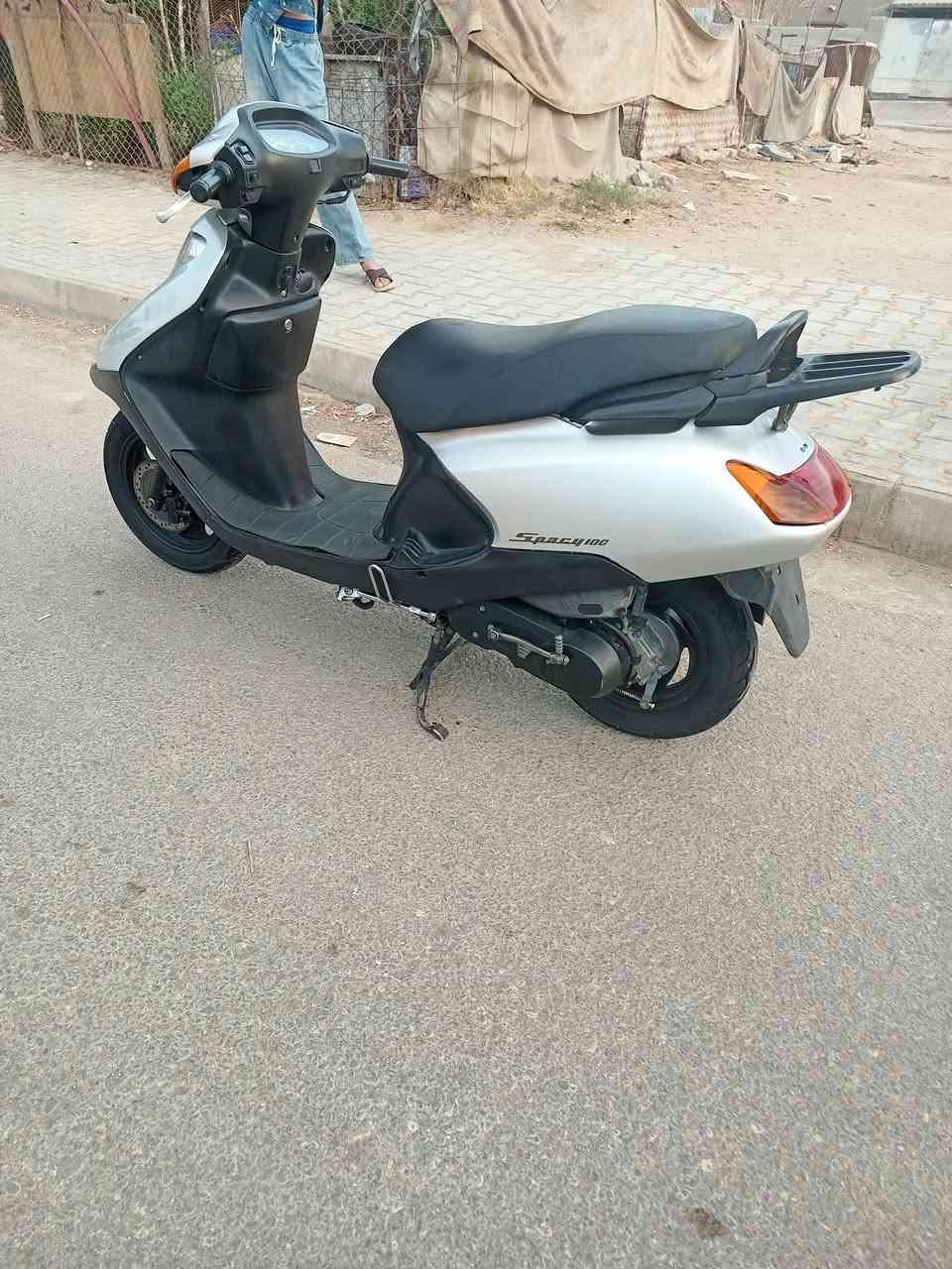 سبيسي • ياباني • كفال عام