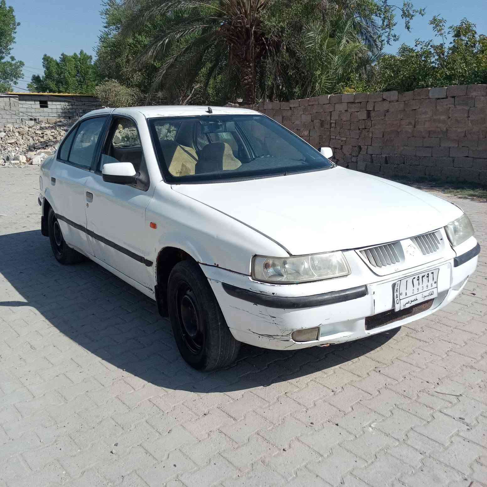 السلام عليكم سياره للبيع ول عده مرواس راوس  جهاز من كل شيء حتى تبريد شغال بس شد الوايرات تبريدها ثلج سياره خير من الله موديل 2010 السعر 24وبيه مجال مكاني المحمودية ***********
