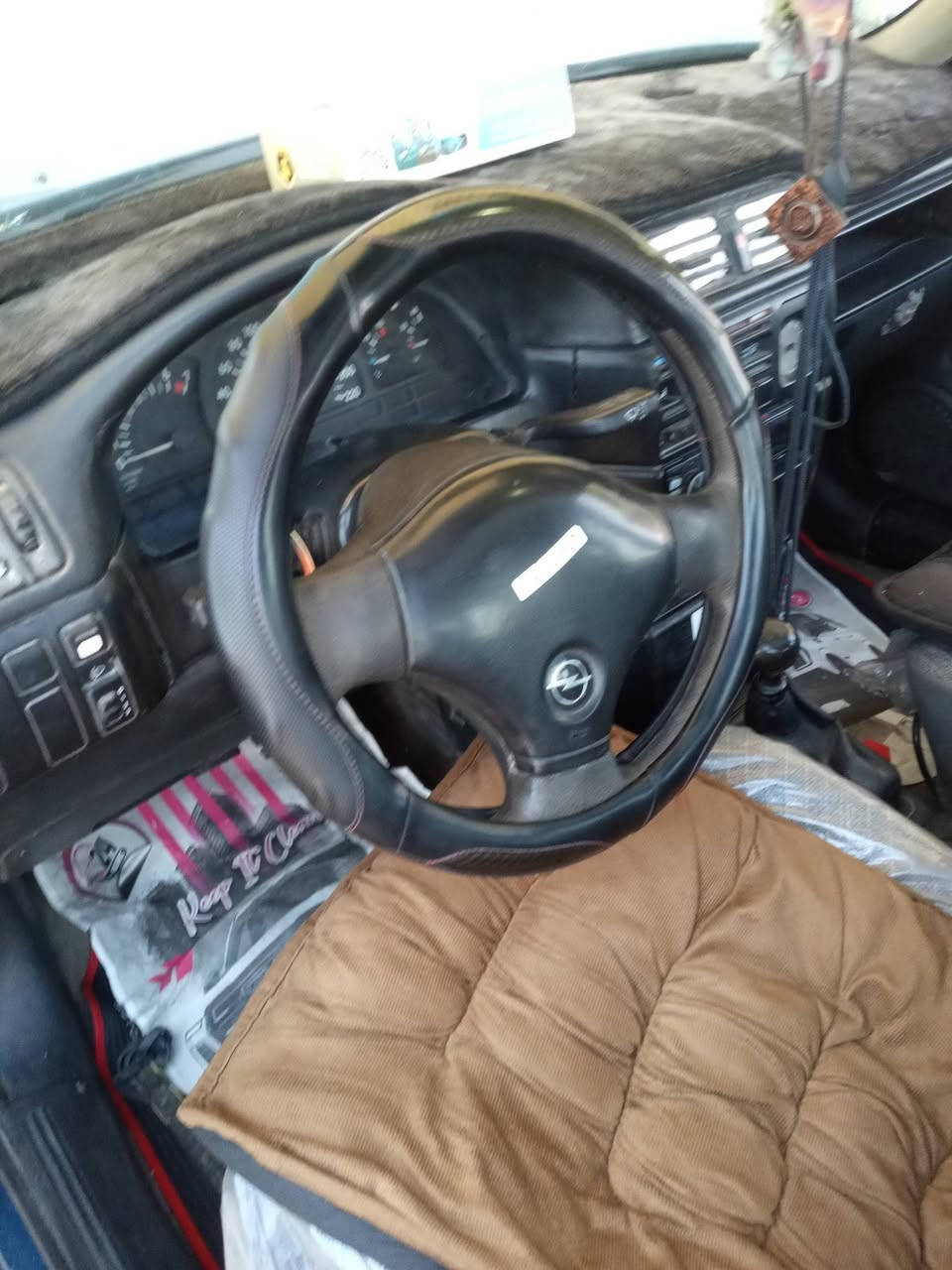 البيع اوبل فكتره مديل 90محرك كير كفاله عامه تخم تايرات جديد عنوان بغداد السعر 30 وبيها مجال بسيط***********رقم تليفون هاذه رقم الوتساب***********

