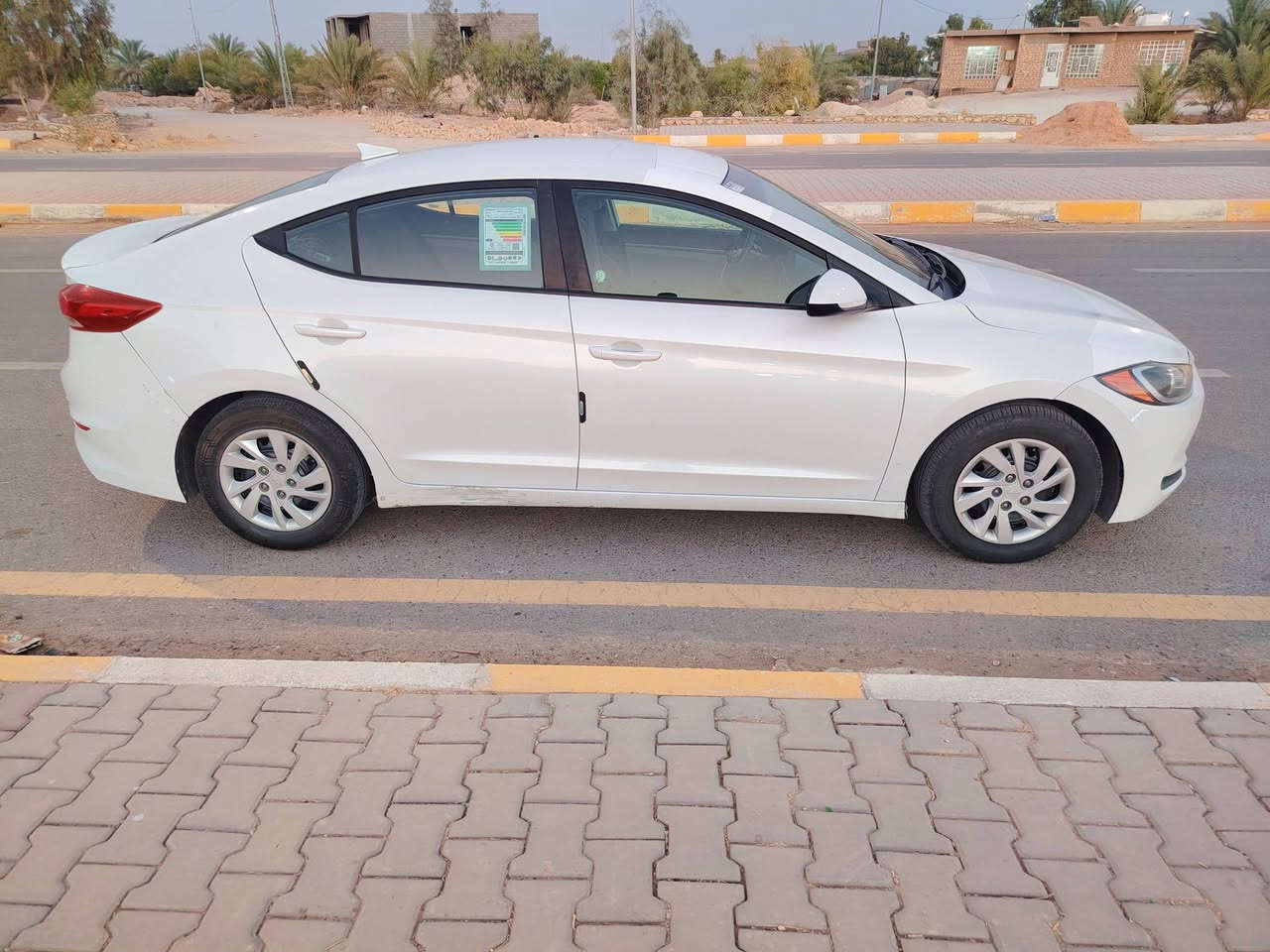 السلام عليكم ورحمة الله وبركاته
النترا للبيع موديل ٢٠١٧
سياره كلين 
ماشيه ٩٠الف 
رقم بغداد مشروع وطني 
شرط التحويل 
تخم تاير 
كير محرك بلادي شرط 
سياره جديده 
السعر ١١٧ وبيه مجال جدا قليل 
للاستفسار الاتصال

***********
