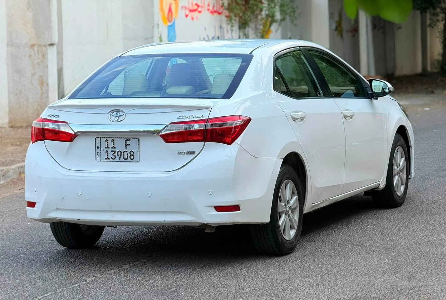 كورلا 2015 XLi
خليجي 
محرك 2000 
ويل كب 
تحكمات  
داخل لونين 
إشاير مري
الرقم : بغداد بسمي 
السياره : صبغ يم قبق بانزين فقط مع بارد قليل 
المكان : بغداد /الصليخ / 600 
السعر : 118 
اللاستفسار : ***********
