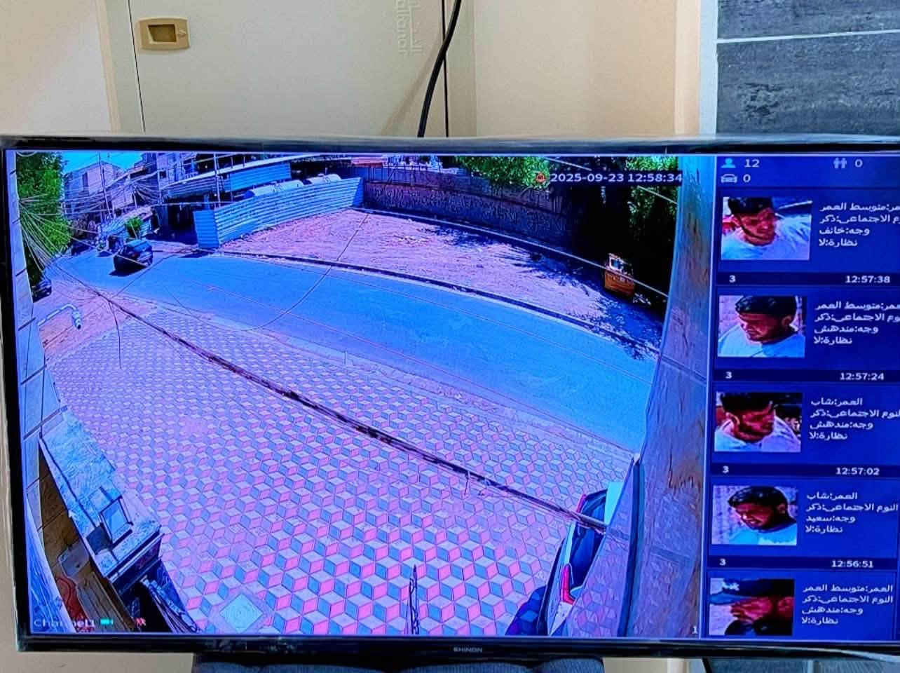 اعمالنا في حي حطين 
منظومة 4 كاميرات تجميع بأعلى المواصفات
مع خاصة الذكاء الاصطناعي 

خاصة الذكاء الاصطناعي هي:-
1️⃣ - تصوير اي شخص يصلك قرب المكان بصورة خاصة صوت 
     وصورة ولقطة فديو ١٠ ثواني .
2️⃣-ممكن تحديد الأشخاص المخولين من قبل النظام بعد 
       ادخال بيانات من قبل المستخدم.
3️⃣-تفعيل إرسال صور الأشخاص على الهاتف.
4️⃣- حفظ صورة آخر شخص كان بالموقع قبل فقدان او 
         سرقة جهاز وإرسالها على الهاتف

منظومة دهوادقة 5 ميكا فول كلر صوت وصورة 

📌المواصفات
🔺4 كاميرات دقة 5 ميكا فول كلر صوت وصورة دهوا اصلي
     دبل لد ( تصوير ليلي نهاري ملون حتى بدون انارة)

 🔻ديفيار 4 جنل دقة 5 ميكا نوع دهوا يشغل كل انواع 
      الكاميرات ويدعم تسجيل الصوت مع تصوير الوجوه 
     والتعرف عليها بالذكاء الاصطناعي 

🔻هارد 500 كيكا .

🔺كيبل رولة 100م مسلح ونحاس ومقاوم كافة الظروف الجوية 

🔺جهاز يو بي اس نوع ليثيوم اصلي يشغل منظومة الكاميرات 
     مع منظومة الانترنت ٣ ساعات حقيقي ويعتبر جهاز حماية 
     ومنظم فولتية وتلغي كافة المحولات

🔻بوكسات عدد 4 خاصة بالكاميرات لحماية الفيش من 
     الرطوبة والعبث وتعطي شكل لائق للكاميرات

🔻فيش كامله خاصة بالكاميرات

🔺كيبل اج دي مسلح

🔻ممكن ربط المنظومة على الانترنت وتراقيب وانت باي 
     مكان بالعالم

🔺ضمان سنه حقيقي للكاميرات والديفيار 

🔴لمزيد من المعلومات مراسلتنا على الخاص او الاتصال على الرقم
***********
***********مهندس محمد

نص مكتوب في الصور:
- 2025-09-23 12:58:22 Channel1 Channel2 Channel1 Channel1 12 0 0 12 0 العمر: متوسط العمر النوع الاجتماعي: ذكر وجه: خائف نظارة: لا 12:57:38 العمر: متوسط العمر النوع الاجتماعي: ذكر وجه: مندهش نظارة: لا 3 12:57:24 العمر: شاب النوع الاجتماعي: ذكر وجه: مندهش نظارة: لا 3 12:57:02 العمر: شاب النوع الاجتماعي: ذكر وجه: سعيد نظارة: لا 3 12:56:51 العمر: العمر النوع الاجتماعي: ذكر وجه: مندهش نظارة: لا
- 2025-09-23 12:58:27 12 0 12:57: 12:57:24 12:57:02 12:56:51
- 2025-09-23 12:58:30 12 0 3 متوسط العمر اجتماعي:ذكر وجه:خائف نظارة:لا 12:57:38 3 متوسط العمر اجتماعي:ذكر وجه:مندهش نظارة:لا 12:57:24 3 العمر:شاب م الاجتماعي:ذكر وجه:مندهش نظارة:لا 12:57:02 3 العمر:شاب وم الاجتماعي:ذكر وجه:سعيد نظارة:لا 12:56:51 العمر:متوسط العمر النوع الاجتماعي:ذكر وجه:مندهش نظارة:لا Channel 2 SHINON