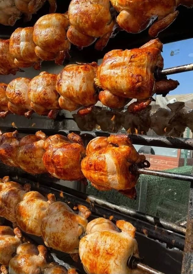 🧿🤲تم بحمد الله وبفضله افتتاح شواية دجاج الياسر🤲🧿  

😋دجاج شوي  عالمي متبل طري مايع  مع التمن البرياني الخيالي😋 

دجاج شوي   مع البرياني والمقبلات 😍

وكل هذا بسعر 10  الاف دينار فقط 💵😍

دجاج ذبح عراقي درجه اولى 🐔😍

🛵العنوان: مقابيل عماره عبدالحسن مظلوم، ومجاور مستشفى الصحي الرازي 🛵

مستعدون لتجهيز كافه المناسبات 👌🏻🔥

للطلب والحجز     *********** 🛵🛵🛵🛵🛵

اهلا وسهلا 🤍 بلجميع
