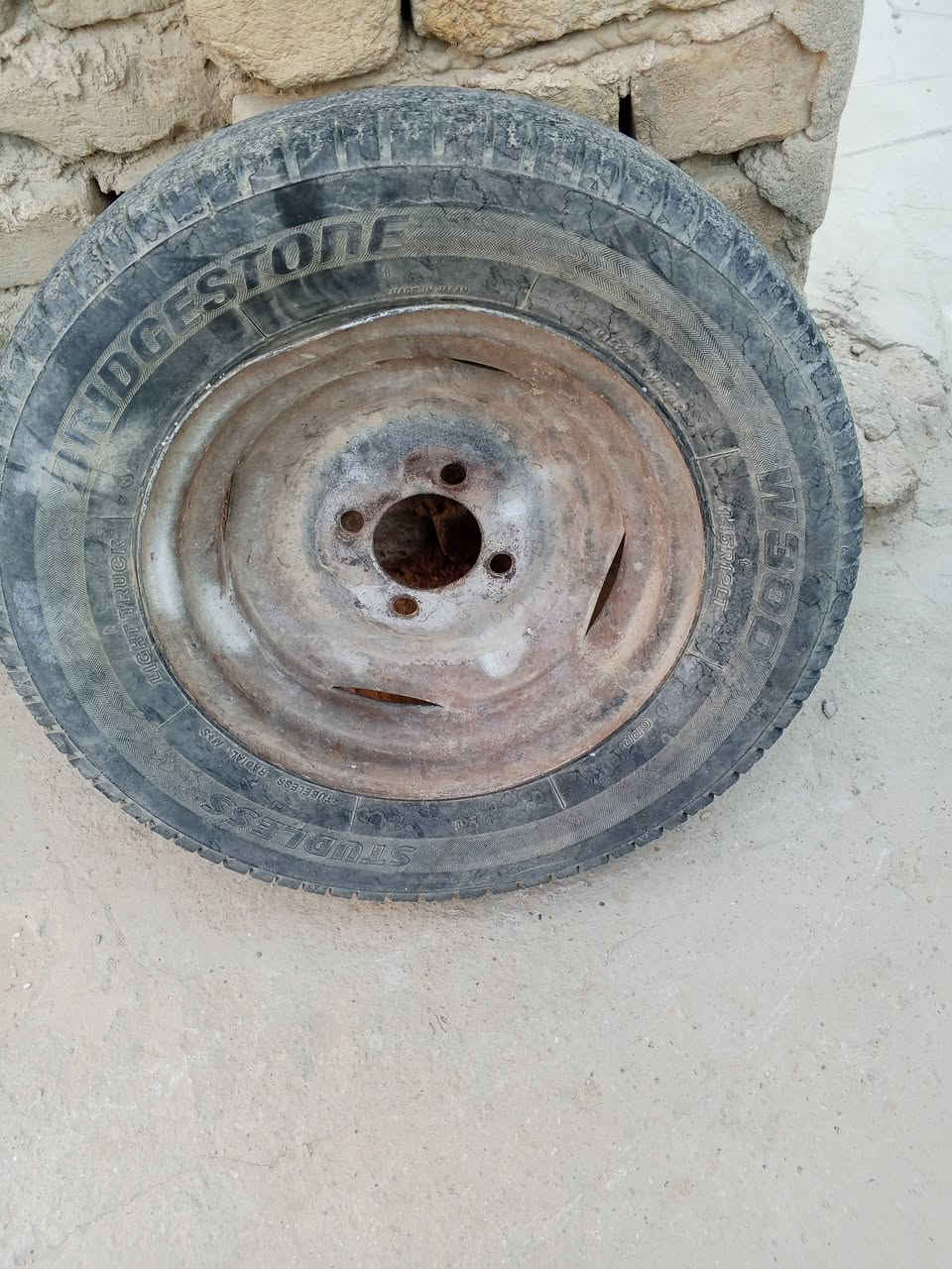 السلام عليكم غراض ستوته للبيع 
اثنين وياله مال دراجه MTR السعر 30الف + صالنصه بـ8 الف مستخدمه+ تانكي بـ7 الف+ چوملغ سمند بـ20الف + تاير سمند مستخدم بـ10 
***********
***********
المكان ديوانيه

