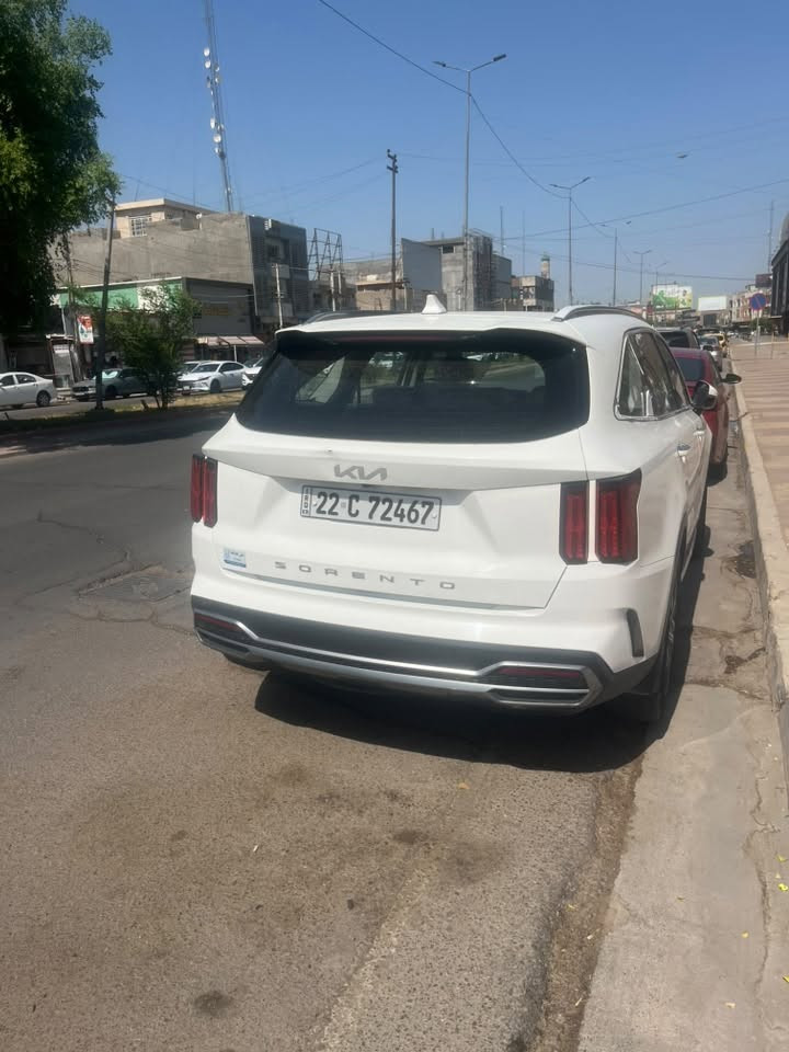 سورنتو خليجي بانوراما محرك 6 سلندر 2022
:

رقم اربيل باسمي

:

محرك 6 سلندر 3500 

الكير اوتماتك 8 سرعات

بانوراما / كشنات السائق كهرباء 

شاشة حجم كبير جدا اكبر قياس 

صندوق كهرباء / اطارات حجم 19 

وباقي المواصفات واضحة بالصور 

:

ملاحضات السيارة 

كير ومحرك بلادي ما مفتوح 

بدون صبغ / بيهة بارد بسيط باب الخلفي

:السعر 265 ورقة وبيها مجال

مكان السيارة بغداد / حي الخضراء 

***********
