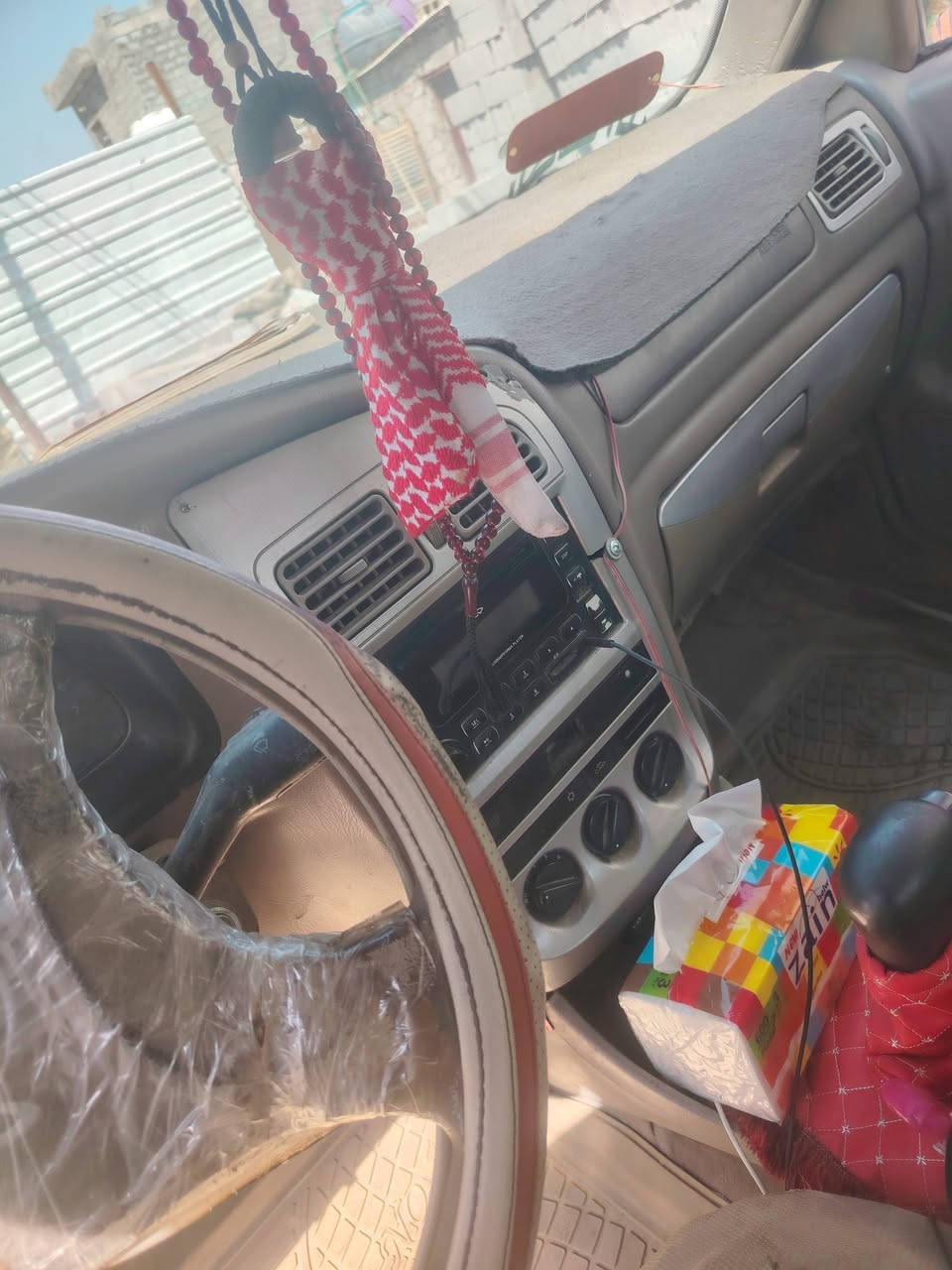 سلام عليكم ورحمة الله وبركات شري كوين موديل 10 جهازه سنويه بسمي الحد 2031 ماعوزه شي كبل الشارع @*********** المكان بغداد
