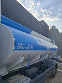 تەنکەری ئاو 8000Lبۆ فرۆشتن.                     07507762250.0771600929...